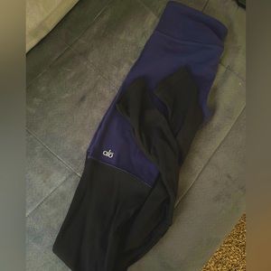 Alo Leggings